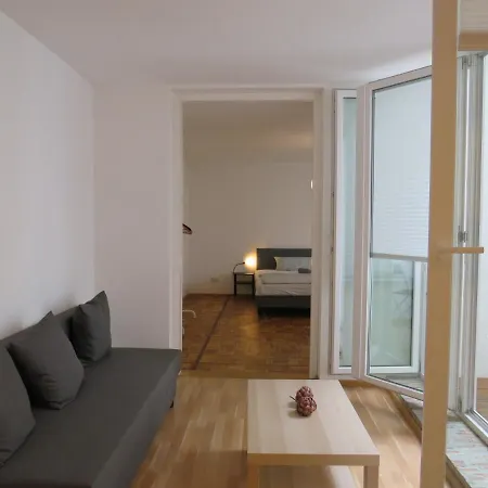 Apartment L8 Street - Mollstrasse 28
